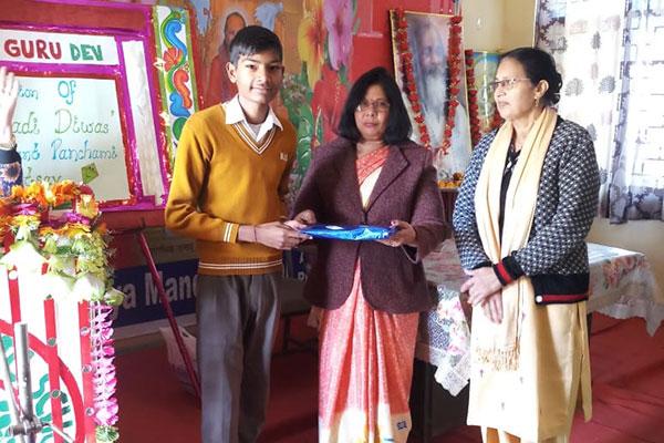 Maharishi Vidya Mandir Yamunanagar Students got Award during Celebration of  Basant Panchami.