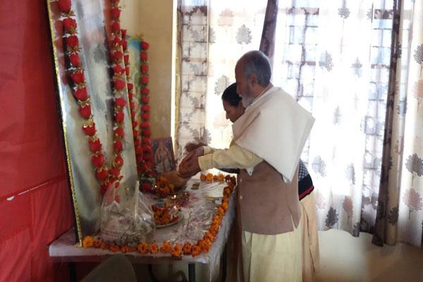 Maharishi Vidya Mandir Yamunanagar Celebrated Basant Panchami.